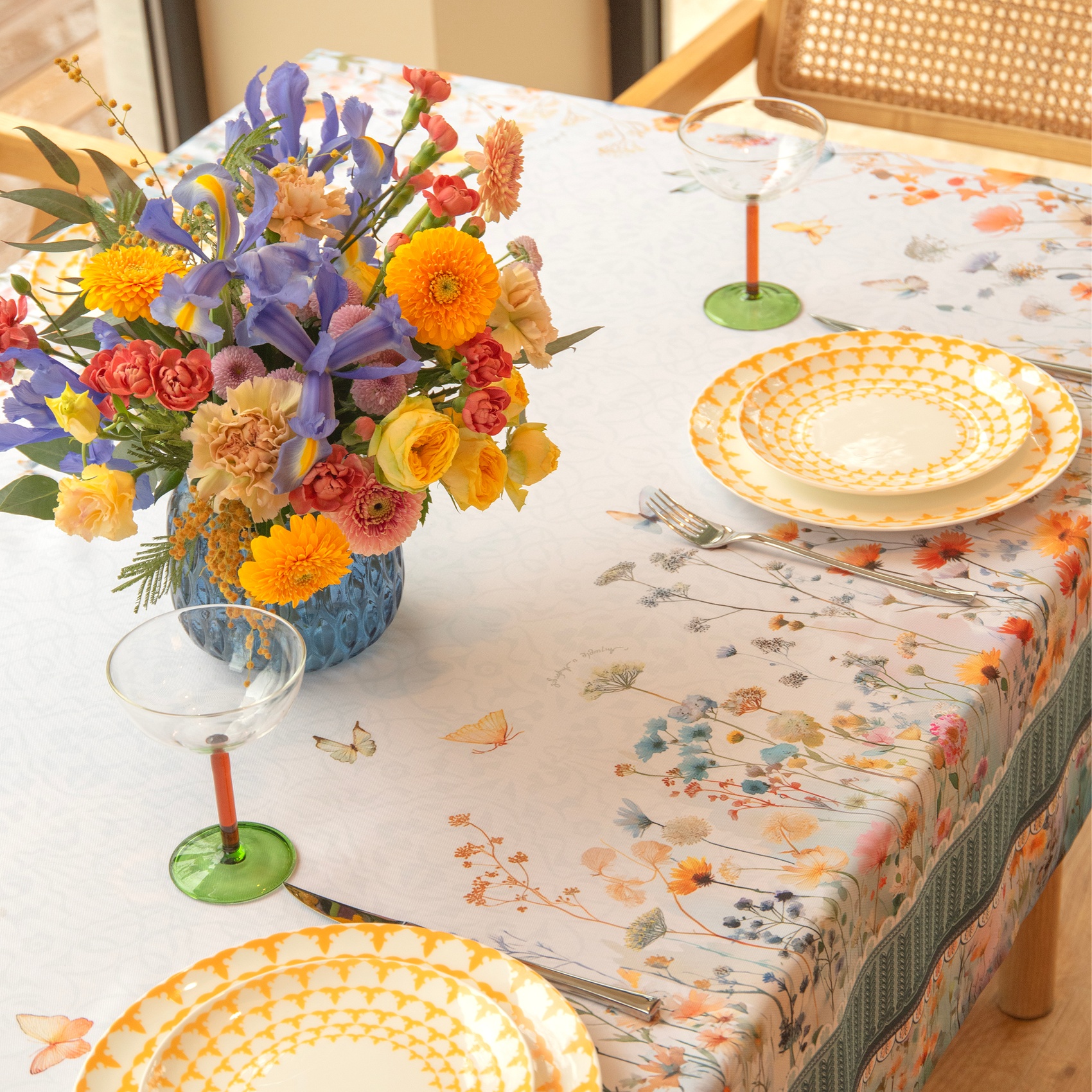 Tablecloth - Spring - Flowers - Bluetabla