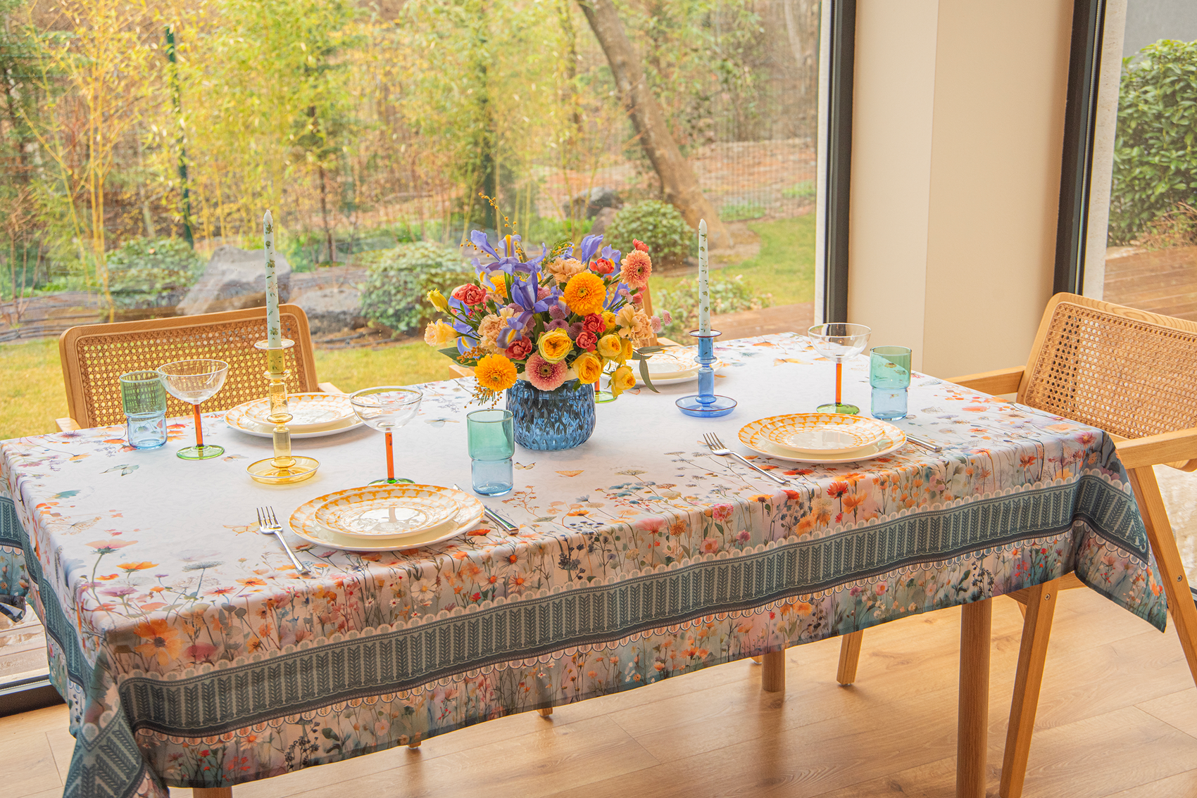 Tablecloth - Spring - Flowers - Bluetabla