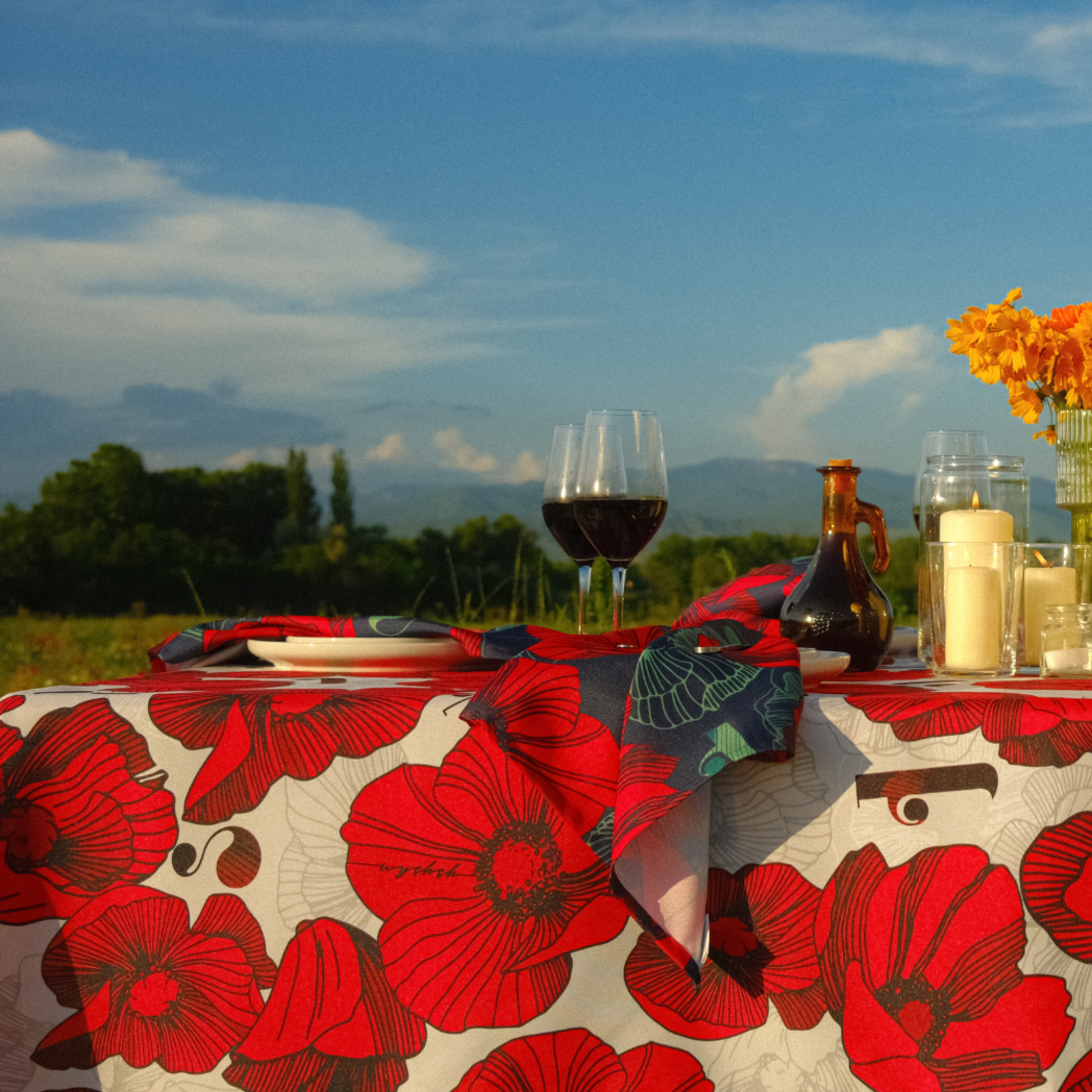 Tablecloth - Poppy - Light - BlueTabla