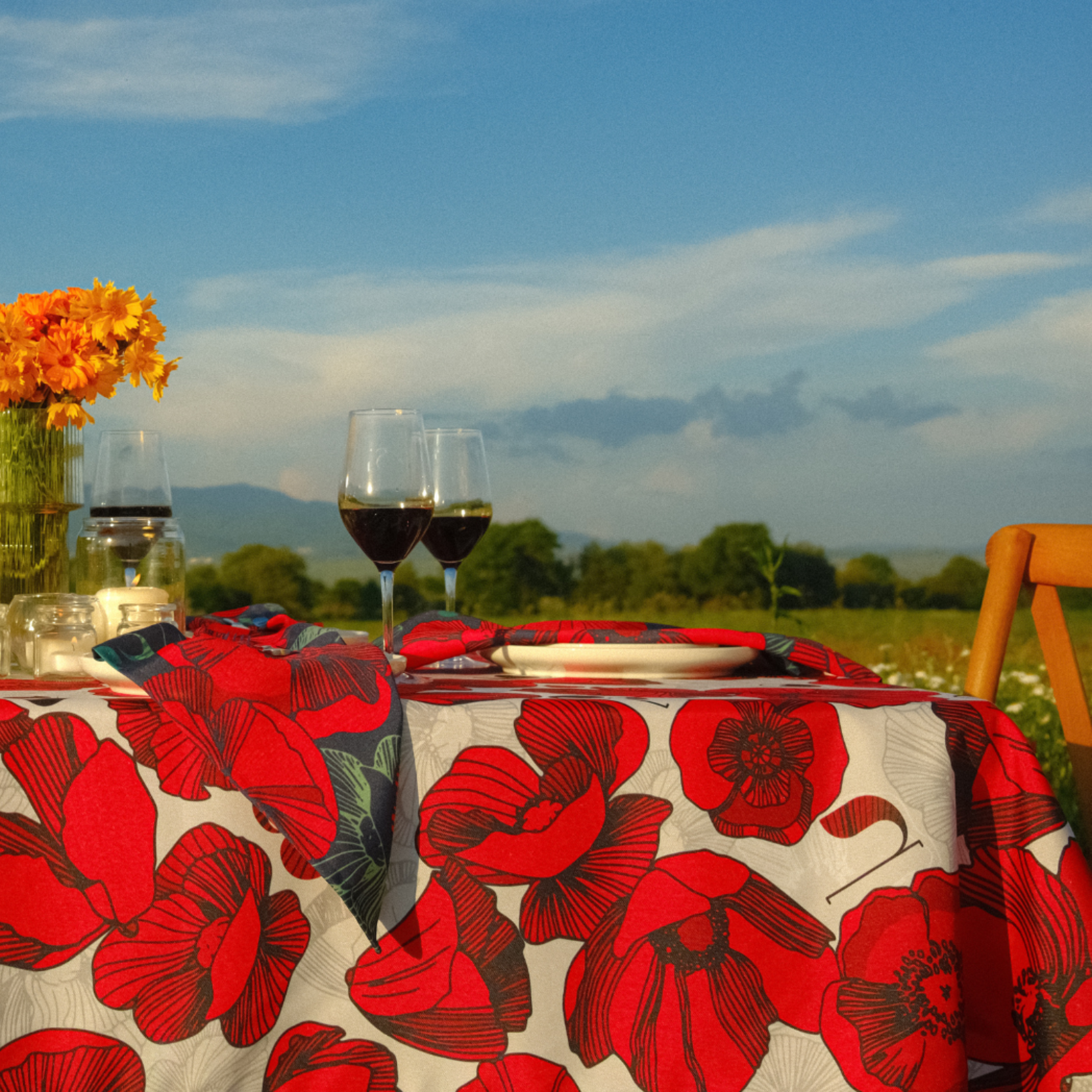 Tablecloth - Poppy - Light - BlueTabla